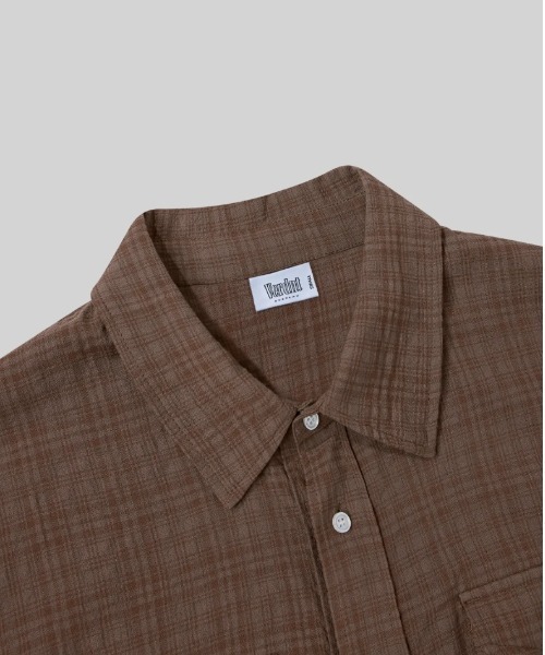 Vini(ヴィニ)の「ボリュームカーゴチェックシャツ(Tシャツ/カットソー・メンズ・カーキ/ブラウン/ネイビー・SMALL/MEDIUM/LARGE)」の8枚目の写真