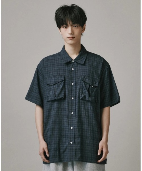 Vini(ヴィニ)の「ボリュームカーゴチェックシャツ(Tシャツ/カットソー・メンズ・カーキ/ブラウン/ネイビー・SMALL/MEDIUM/LARGE)」の16枚目の写真