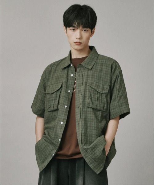 Vini(ヴィニ)の「ボリュームカーゴチェックシャツ(Tシャツ/カットソー・メンズ・カーキ/ブラウン/ネイビー・SMALL/MEDIUM/LARGE)」の11枚目の写真