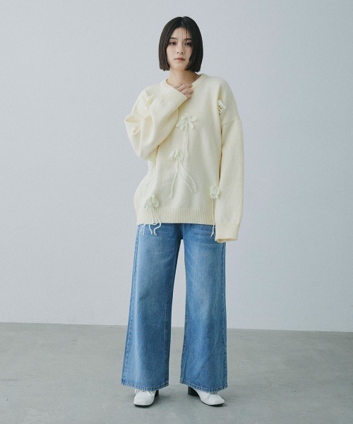 Clum(クルム)の「flower motif loose knit / フラワーモチーフルーズニット(ニット/セーター・レディース・ブラック/ナチュラル・FREE)」の5枚目の写真