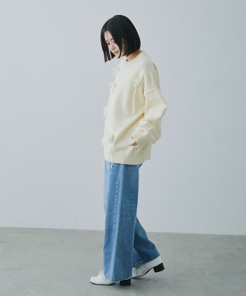 Clum(クルム)の「flower motif loose knit / フラワーモチーフルーズニット(ニット/セーター・レディース・ブラック/ナチュラル・FREE)」の6枚目の写真