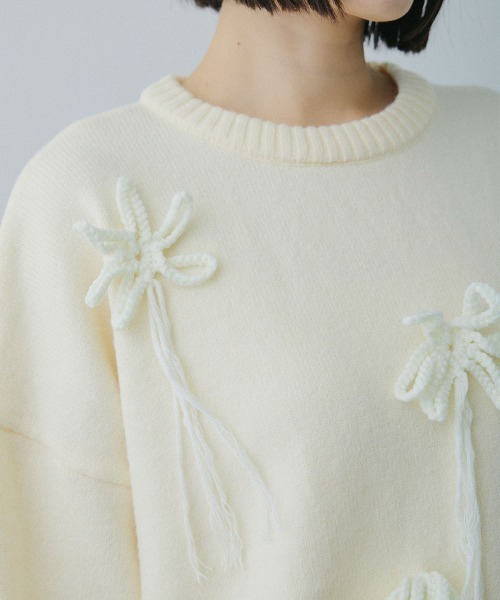 Clum(クルム)の「flower motif loose knit / フラワーモチーフルーズニット(ニット/セーター・レディース・ブラック/ナチュラル・FREE)」の14枚目の写真