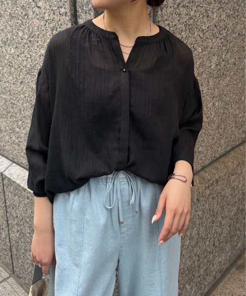 Jena espace merveilleux(ジェナ エスパスメルヴェイユ)の「プチボタンガーゼシャツ(シャツ/ブラウス・レディース・イエロー/オフホワイト/ブラック・FREE)」の8枚目の写真