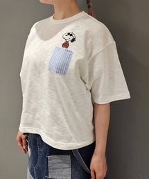 SNOOPY×OLD BETTY'S（スヌーピーカケルオールドベティーズ）の「スヌーピー【SNOOPY】Slab Cropped 1Pocket T-shirts（Tシャツ/カットソー）」