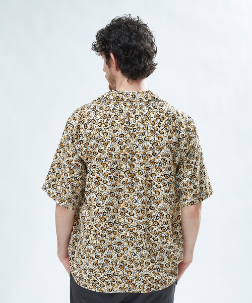 MEN'S BIGI(メンズビギ)の「レーヨンリネン 復刻プリントアロハシャツ(シャツ/ブラウス・メンズ・ネイビー/ベージュ系その他/オフホワイト・02/03)」の18枚目の写真