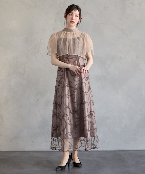 AIMER(エメ)の「ビッグリボンブラウス×リボン刺繍チュールキャミソールワンピース 2点セットパーティードレス 結婚式 お呼ばれ ドレス 20代 30代(ドレス・レディース・ブラウン/ピンクベージュ/チャコールグレー・MEDIUM/SMALL)」の4枚目の写真