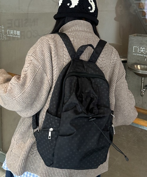 Vipoa(ヴィポア)の「Dot string nylon backpack(バックパック/リュック・レディース・グレー/ブラック・FREE)」の16枚目の写真