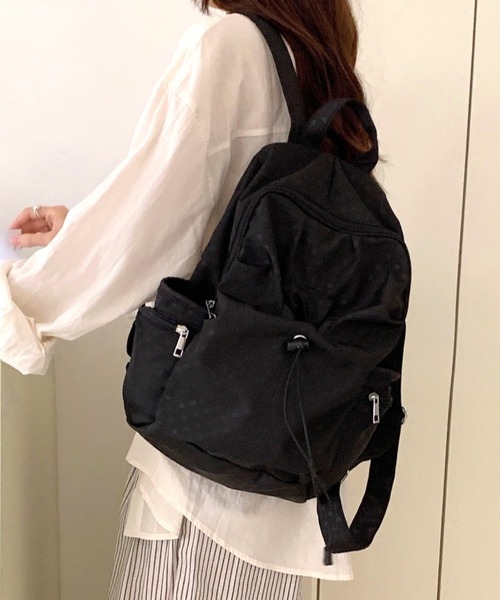 Vipoa(ヴィポア)の「Dot string nylon backpack(バックパック/リュック・レディース・グレー/ブラック・FREE)」の8枚目の写真