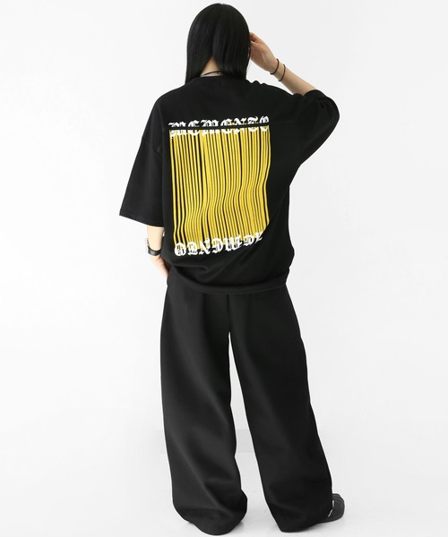 minsobi（ミンソビ）の「ミニマルフロント×バックグラフィック オーバーサイズTシャツ ユニセックス（Tシャツ/カットソー・メンズ・ホワイト/ブラック・FREE）」の16枚目の写真