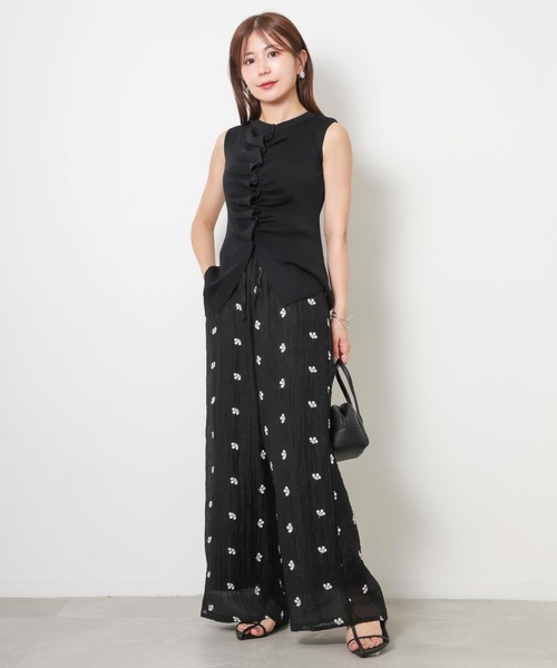 Riberry（リベリー）の「小花柄刺繍イージーワイドパンツ（その他パンツ・レディース・オフホワイト/ブラック・MEDIUM）」の20枚目の写真