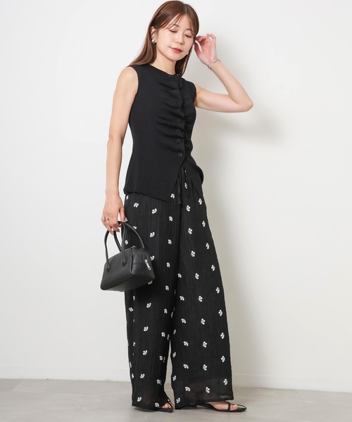 Riberry（リベリー）の「小花柄刺繍イージーワイドパンツ（その他パンツ・レディース・オフホワイト/ブラック・MEDIUM）」の21枚目の写真