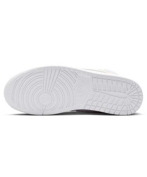 NIKE(ナイキ)の「JORDAN BRAND AIR JORADN 1 MID SE IR2271-100(スニーカー・メンズ・シルバー・27.5cm/27cm/26.5cm/28cm/28.5cm)」の3枚目の写真