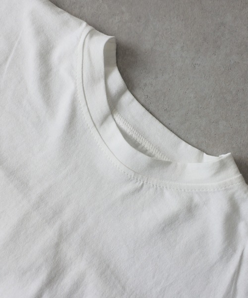 antiqua(アンティカ)の「シアー切替 綿混 ラウンドヘム Tシャツ(Tシャツ/カットソー・レディース・ホワイト/ブラック・ONESIZE)」の11枚目の写真