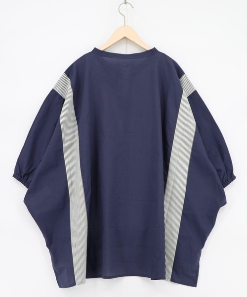 iS ScoLar(イズスカラー)の「562230:お花柄 ストライプ入り素材切替シャツ(シャツ/ブラウス・レディース・ネイビー/オフホワイト・M)」の15枚目の写真