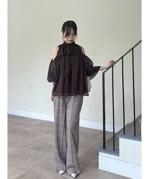 LILY BROWN(リリーブラウン)の「ベルト付きスラックス(その他パンツ・レディース・ベージュ/ダークネイビー/チェック・0/1)」の11枚目の写真