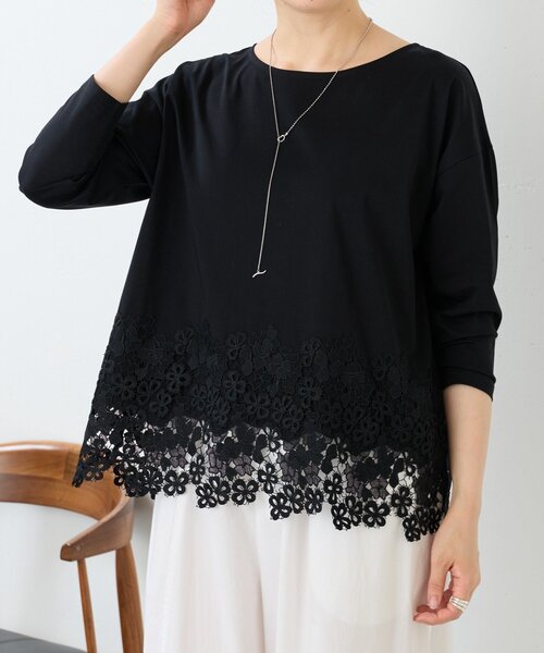 BEARDSLEY(ビアズリー)の「裾レースフレアカットソー(Tシャツ/カットソー・レディース・ブラック/ホワイト・FREE)」の2枚目の写真