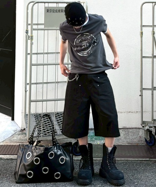 Chikashitsu +(チカシツプラス)の「【Chikashitsu +】Black Eyelet Big Bag / 【チカシツプラス】ブラックアイレットビッグトートバッグ(トートバッグ・メンズ・ブラック・ONE SIZE)」の16枚目の写真