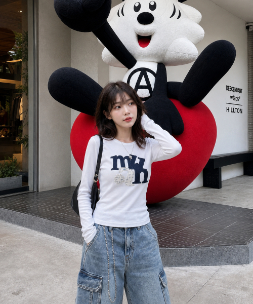 muahmuah（ムーアムーア）の「Aフラワーアップリケパッチ 長袖Tシャツ [ホワイト]（Tシャツ/カットソー・レディース・その他・FREE）」の11枚目の写真
