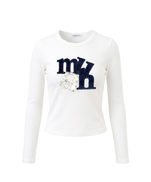 muahmuah（ムーアムーア）の「Aフラワーアップリケパッチ 長袖Tシャツ [ホワイト]（Tシャツ/カットソー・レディース・その他・FREE）」の2枚目の写真