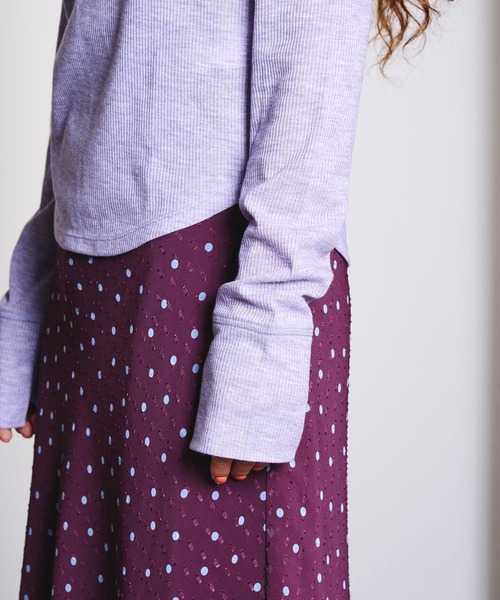 ROSE BUD(ローズバッド)の「HOODED HENLEY RIB TOP(Tシャツ/カットソー・レディース・クリーム/パープル・ONE SIZE)」の12枚目の写真