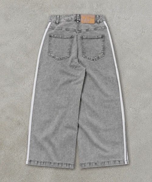 adidas(アディダス)の「【adidas/アディダス】デニムワイドパンツ/ウォッシュドグレーデニム(デニムパンツ・レディース・グレー・ONESIZE)」の3枚目の写真