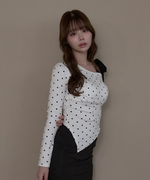M DOLLY(エムドリー)の「Dot sylvie ribbon tops / ドットシルヴィリボントップス(Tシャツ/カットソー・レディース・ブラック/グレー/ホワイト・FREE)」の8枚目の写真