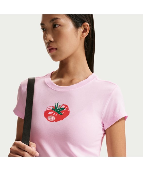 NIKE（ナイキ）の「NIKE/ナイキ WSNSWCHLLKNTMODCRPTMATO（Tシャツ/カットソー・レディース・ホワイト/ピンク・M/L/XL）」の10枚目の写真
