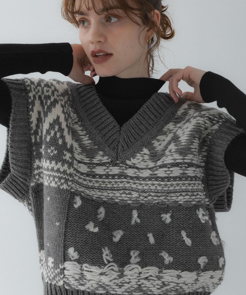 URBAN RESEARCH Sonny Label（アーバンリサーチサニーレーベル）の「柄編みニットベスト（ベスト・レディース・ブラウン系その他/グレー系その他/ホワイト系その他・FREE）」の2枚目の写真