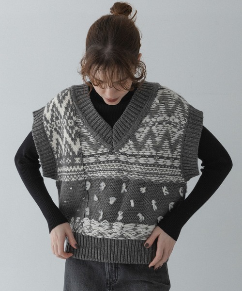 URBAN RESEARCH Sonny Label（アーバンリサーチサニーレーベル）の「柄編みニットベスト（ベスト・レディース・ブラウン系その他/グレー系その他/ホワイト系その他・FREE）」の21枚目の写真