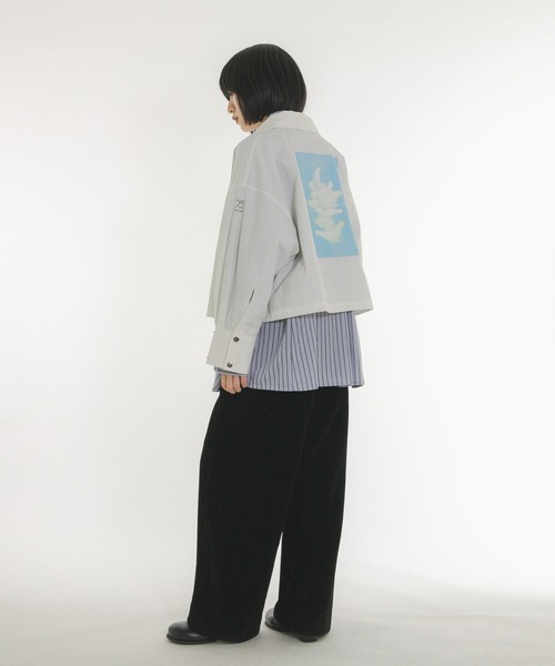 KBF(ケイビーエフ)の「『別注』Lee Izumida×KBF ブルゾン(ブルゾン・レディース・ネイビー/ライトベージュ/オフホワイト・ONE)」の9枚目の写真