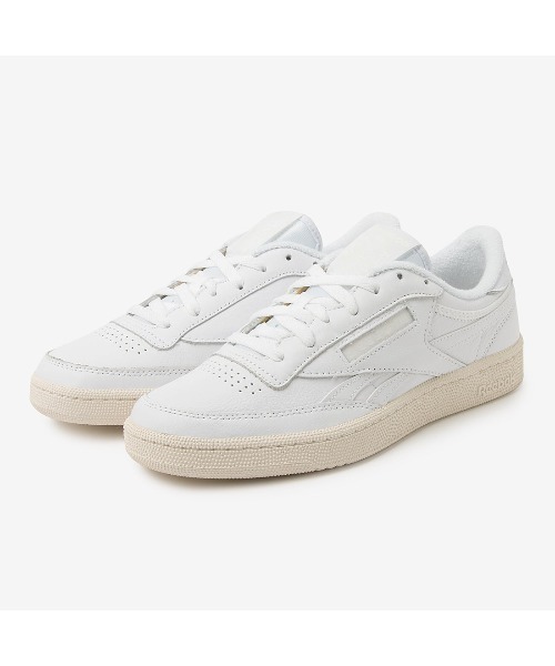 Reebok(リーボック)の「クラブシー リベンジ / CLUB C REVENGE(スニーカー・メンズ・ホワイト・22.5cm/23.0cm/23.5cm/27.0cm/27.5cm/28.0cm/28.5cm/29.0cm/30.0cm/24.5cm/24.0cm/25.0cm/25.5cm/26.0cm/26.5cm/31cm)」の2枚目の写真