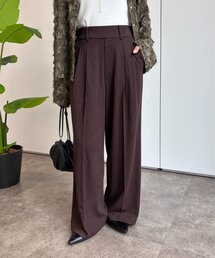 カットタックパンツ
