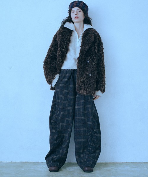 leinwande（ラインヴァンド）の「Kerry Fur Tailored Coat / ケリーファーテイラードコート（その他アウター・レディース・White/BROWN・ONE SIZE）」の5枚目の写真