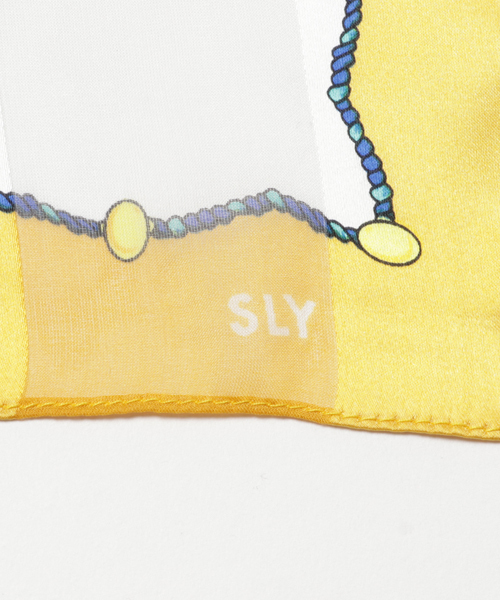 SLY(スライ)の「PERSIA FLOWER SCARF(バンダナ/スカーフ・レディース・イエロー/オレンジ/ベージュ・FREE)」の5枚目の写真