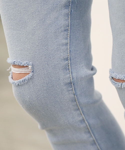 Luz Llena (philter)（ラズレナ　フィルター）の「ひざスリット・ストレッチスキニーデニム（デニムパンツ・レディース・サックスブルー/ブルー・MEDIUM/SMALL）」の8枚目の写真