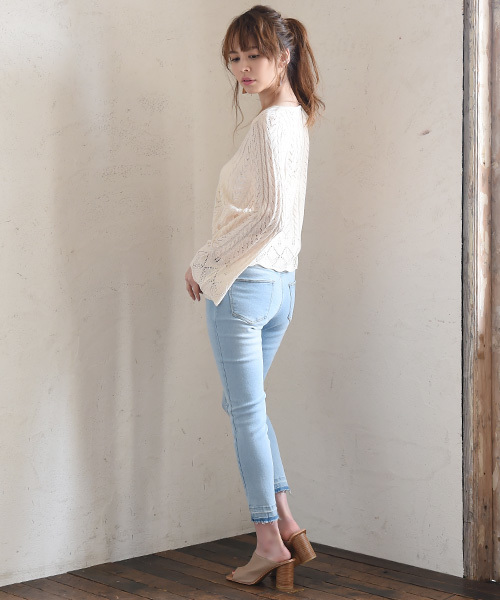 Luz Llena (philter)（ラズレナ　フィルター）の「ひざスリット・ストレッチスキニーデニム（デニムパンツ・レディース・サックスブルー/ブルー・MEDIUM/SMALL）」の17枚目の写真