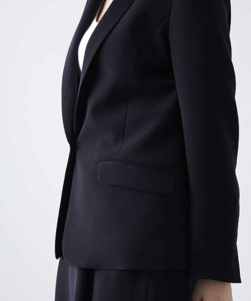 STUDIOUS（ステュディオス）の「ダブルクロススレンダーカラージャケット（テーラードジャケット・レディース・ブラック/ネイビー/グレイッシュベージュ・0/1）」の12枚目の写真