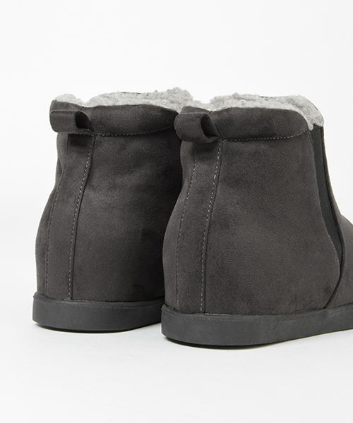 LBC(エルビーシー)の「サイドゴアスニーカー(スニーカー・レディース・ブラック/グレー/ベージュ・MEDIUM/LARGE)」の4枚目の写真