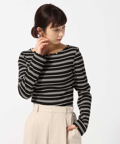 LOWRYS FARM(ローリーズファーム)の「アソートメローボートネック 784508 (Tシャツ/カットソー・レディース・ブラック/パープル/オフホワイト/イエロー/ブルー/ホワイト×ブラック・MEDIUM/LARGE)」の5枚目の写真