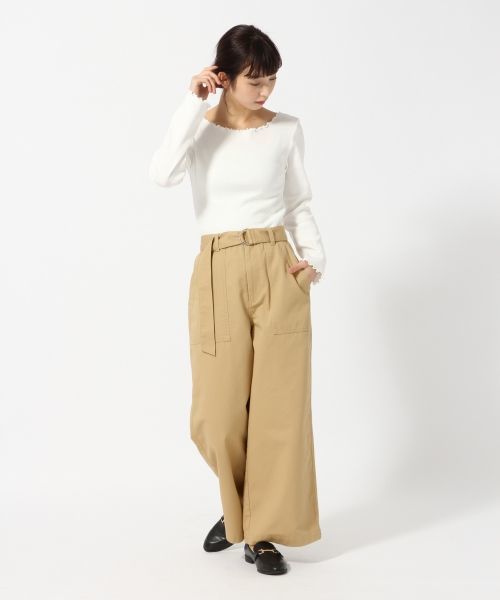 LOWRYS FARM(ローリーズファーム)の「アソートメローボートネック 784508 (Tシャツ/カットソー・レディース・ブラック/パープル/オフホワイト/イエロー/ブルー/ホワイト×ブラック・MEDIUM/LARGE)」の11枚目の写真