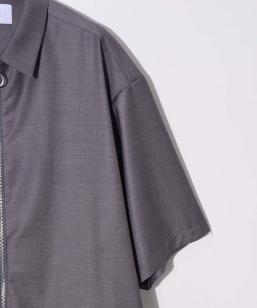 STUDIOUS（ステュディオス）の「【STUDIOUS】ハイツイストクリアTRフルジップハーフスリーブシャツ（シャツ/ブラウス・メンズ・グレー/ネイビー/ブラック/ベージュ・1/2/3）」の17枚目の写真