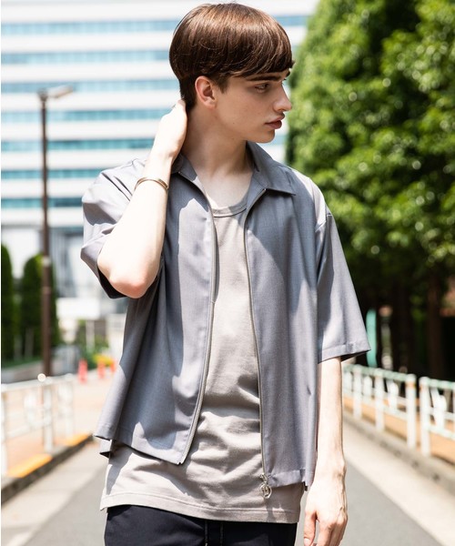 STUDIOUS（ステュディオス）の「【STUDIOUS】ハイツイストクリアTRフルジップハーフスリーブシャツ（シャツ/ブラウス・メンズ・グレー/ネイビー/ブラック/ベージュ・1/2/3）」の9枚目の写真