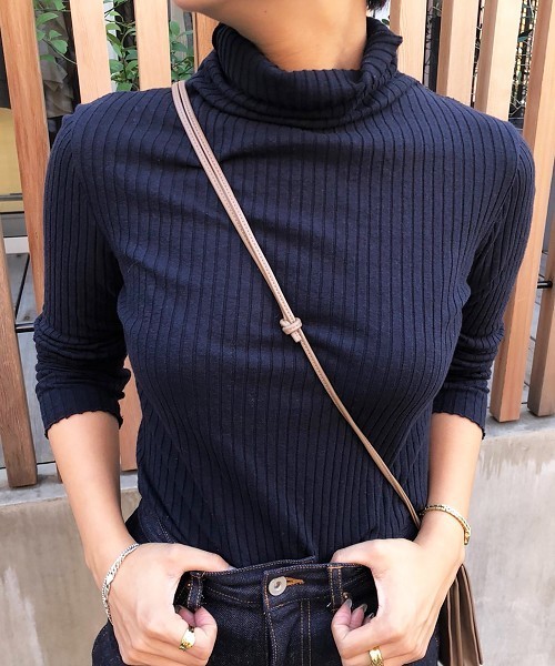 TODAYFUL(トゥデイフル)の「コットンウールタートルトップス(Tシャツ/カットソー・レディース・キナリ/グレー/ネイビー/キャメル・FREE)」の3枚目の写真