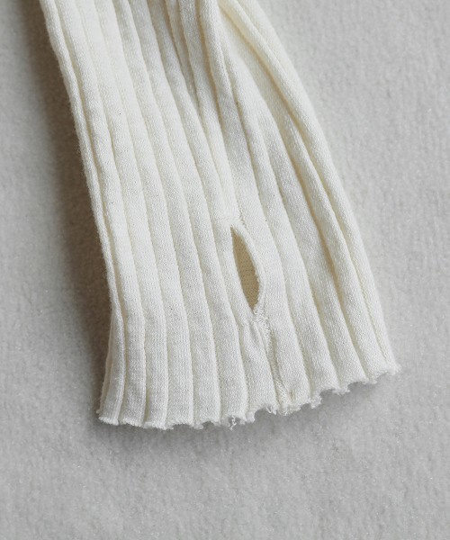 TODAYFUL(トゥデイフル)の「コットンウールタートルトップス(Tシャツ/カットソー・レディース・キナリ/グレー/ネイビー/キャメル・FREE)」の9枚目の写真