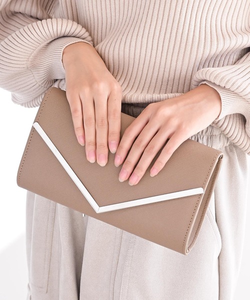 rps（アールピーエス）の「Vメタル2WAYクラッチBAG（クラッチバッグ・レディース・チャコールグレー/ブラック/ベージュ/ブルーグリーン/グレイッシュベージュ/ライトベージュ/ブラック系その他2/ゴールド・フリー）」の5枚目の写真