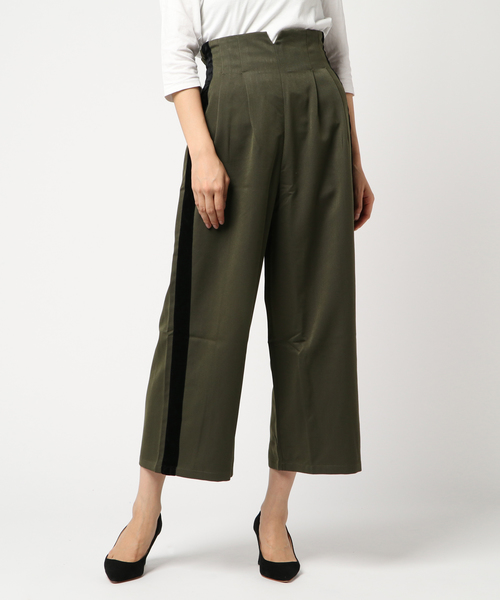 STYLEBLOCK（スタイルブロック）の「ツイルベロアラインハイウエストワイドパンツ（その他パンツ・レディース・ベージュ/ブラウン/カーキ/ブラック・M）」の4枚目の写真
