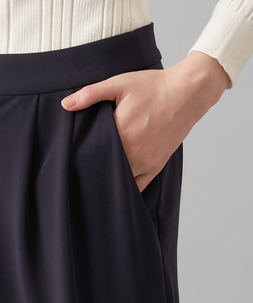 RIVE DROITE（リヴドロワ）の「マットポンチテーパードパンツ（その他パンツ・レディース・ネイビー/ライトベージュ・38/36）」の6枚目の写真