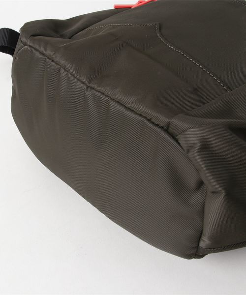HUNTER(ハンター)の「【 HUNTER / ハンター 】 # ORIGINAL MINI BACKPACK NYLON UBB6018ACD HUT オリジナル トップクリップ バックパック/リュック- ナイロン(バックパック/リュック・レディース・ダークオリーブ/ピンク/ブルー/イエロー/レッド/グリーン/オレンジ/ブラック/ネイビー・FREE)」の10枚目の写真