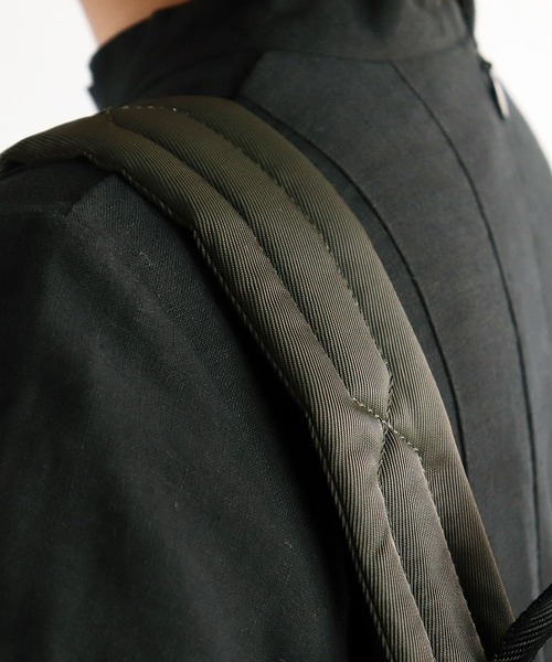 HUNTER(ハンター)の「【 HUNTER / ハンター 】 # ORIGINAL MINI BACKPACK NYLON UBB6018ACD HUT オリジナル トップクリップ バックパック/リュック- ナイロン(バックパック/リュック・レディース・ダークオリーブ/ピンク/ブルー/イエロー/レッド/グリーン/オレンジ/ブラック/ネイビー・FREE)」の18枚目の写真
