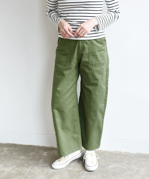 Luz Llena（ラズレナ）の「ツイルベイカーパンツ（カーゴパンツ・レディース・ブラック/ベージュ/カーキ・MEDIUM）」の3枚目の写真